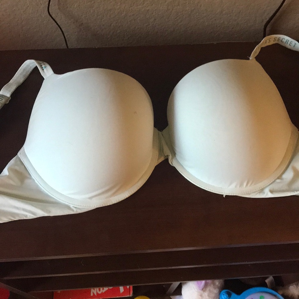 Victoria’s Secret bra